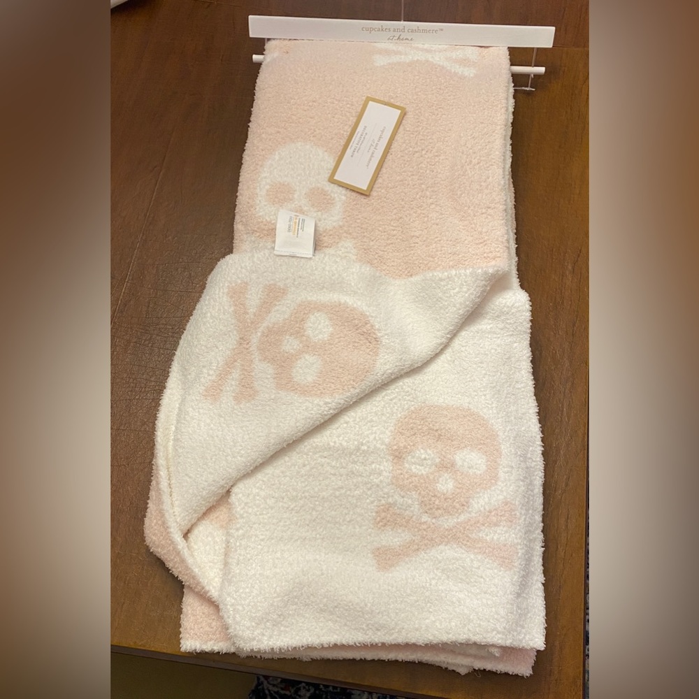 Cupcakes & Cashmere Skull Blanket